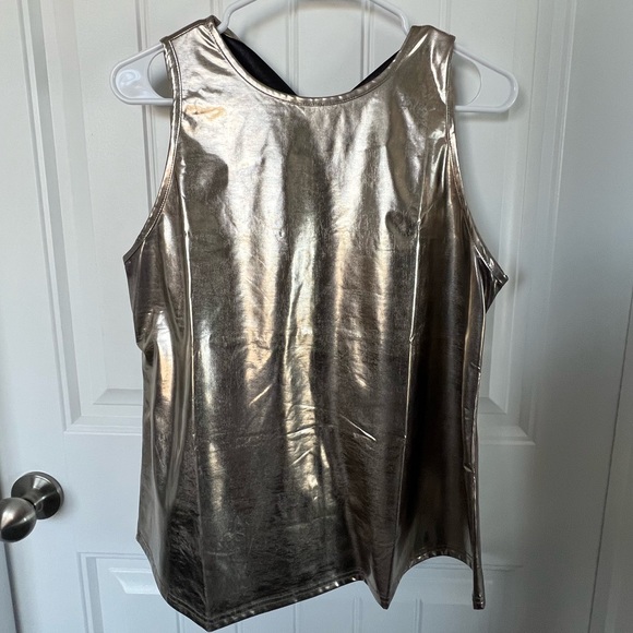 Metallic Gold Tank - Picture 3 of 5